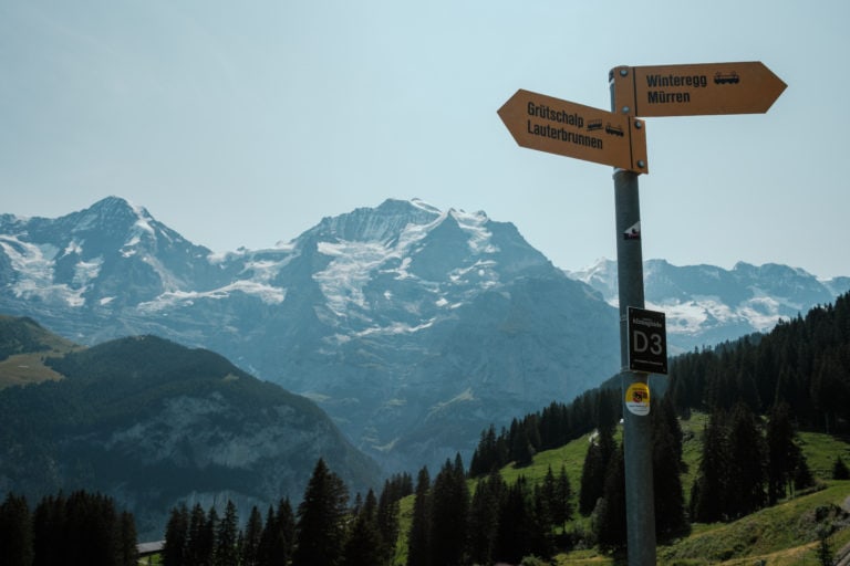 Signs pointing the way on the trail between Grutschalp and Murren.