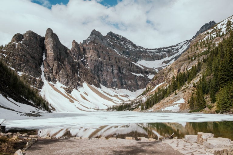 How to Hike to Lake Agnes Tea House